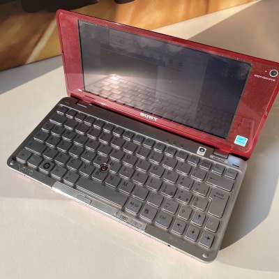 Retro Laptop: Sony Vaio VGN-P11Z (2009)