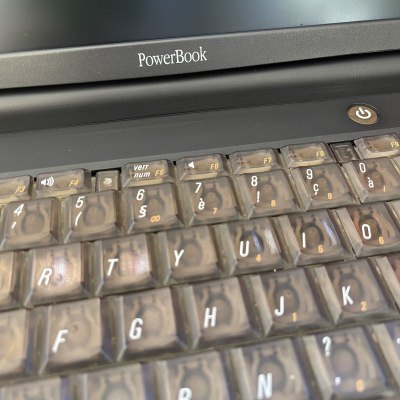 Retro Laptop: Apple Powerbook 400 (Firewire/Pismo) (2000)
