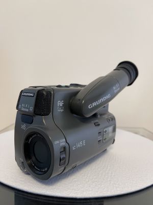 Grundig LC 145E