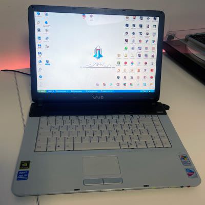 Retro Laptop: Sony Vaio - VGN-FS215M (2004)